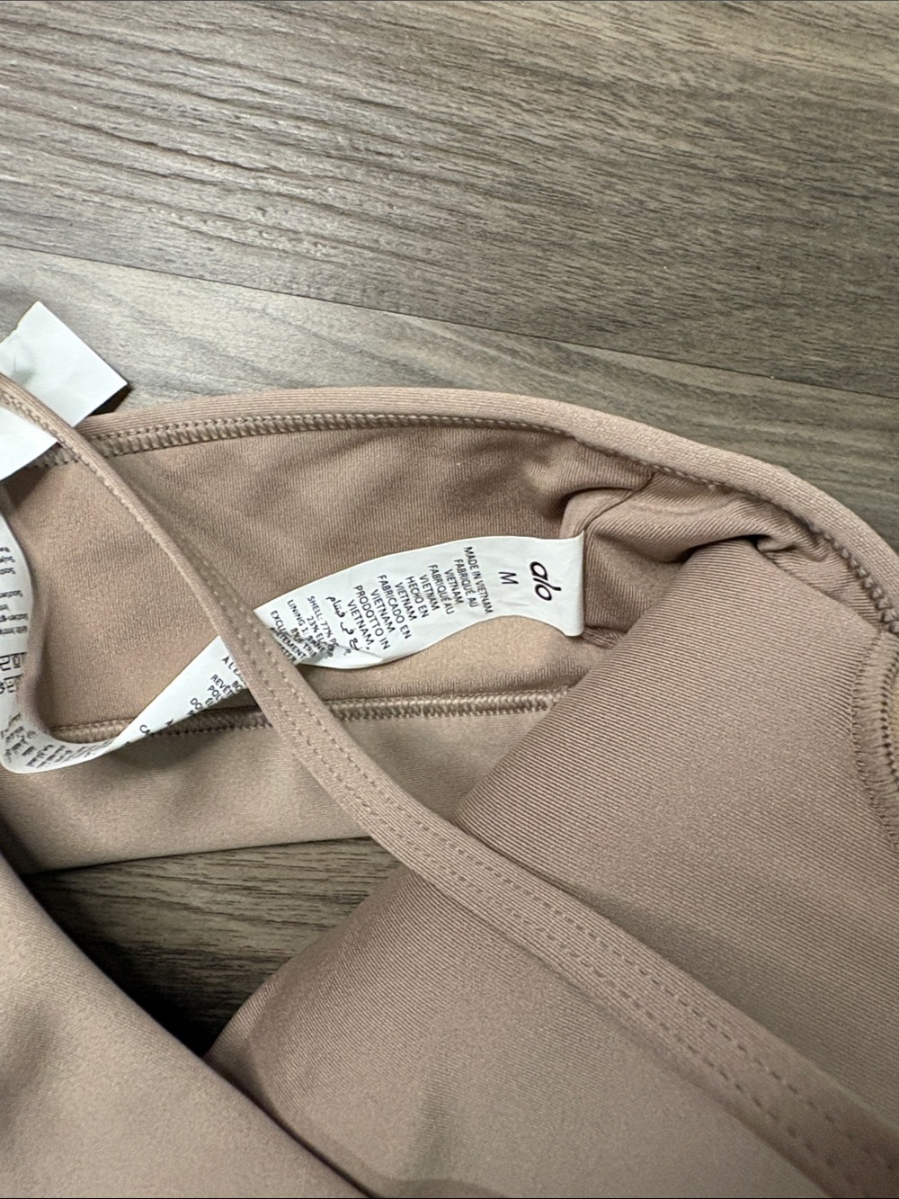 ALO YOGA AIRLIFT INTRIGUE BRA! - Picture 2 of 6